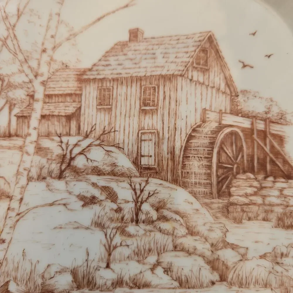 Gold rimmed country cottage ceramic dish